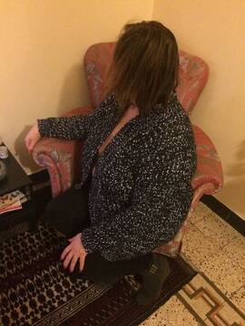 Classica donna della porta accanto