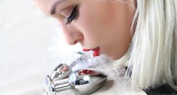 Public Photo of Nemesi_suicide