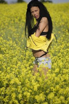 Public Photo of angelinajolei